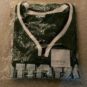 Women’s short sleeve NBA Milwaukee Bucks Basketball shirt